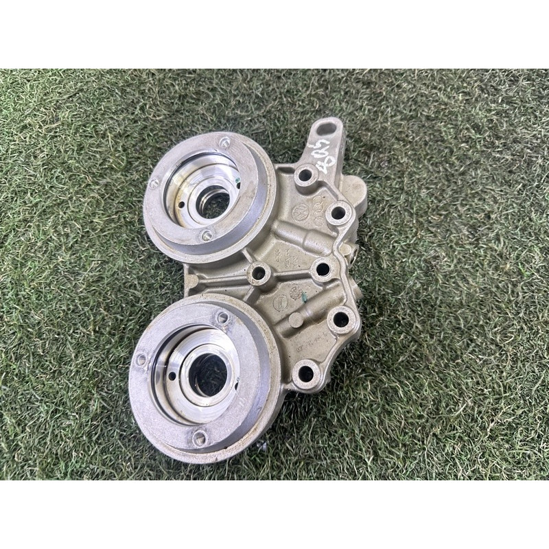 Опорный кронштейн распредвала (двигатель и элементы) AUDI Q5 FY 2018 2.0 DAYB 06K103144D