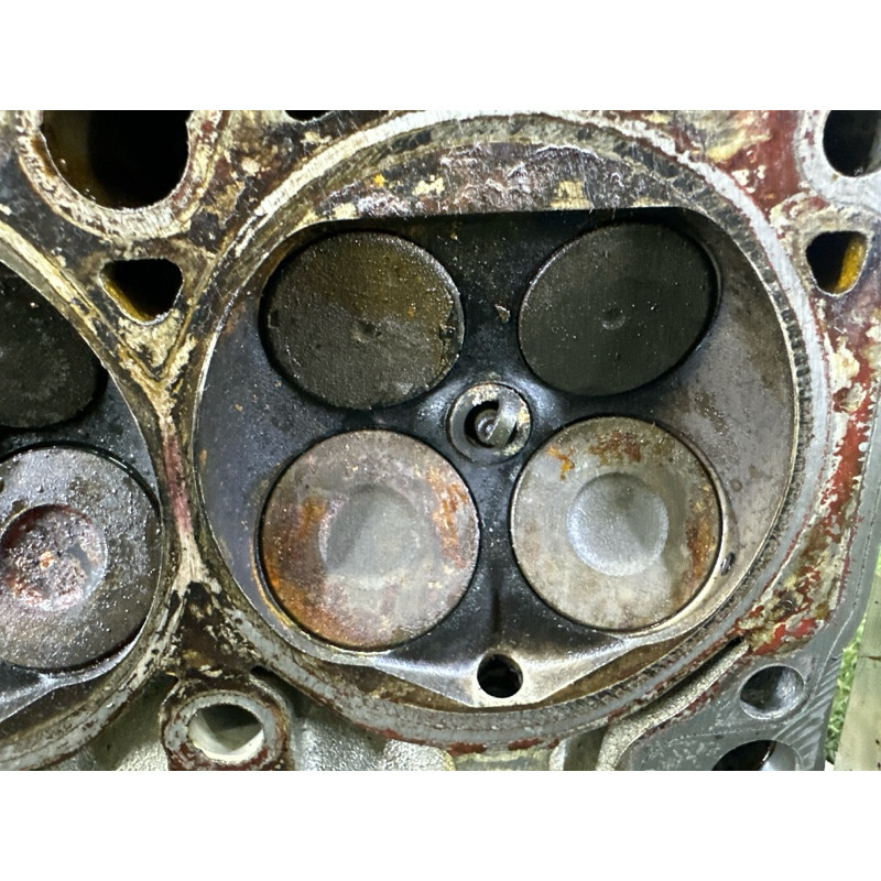 Головка блока цилиндров (двигатель и элементы) AUDI Q5 FY 2018 2.0 DAYB 06L103064F