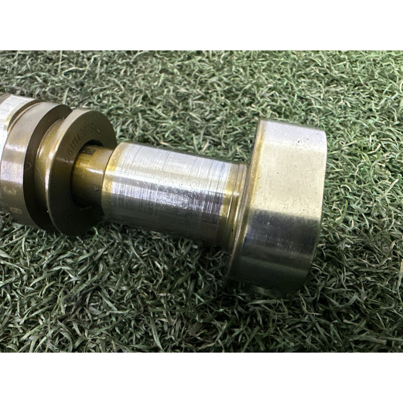 Розподільний вал випускний (двигун та елементи) AUDI A4 B8 2010 2.0 CAEB 06H109022BD