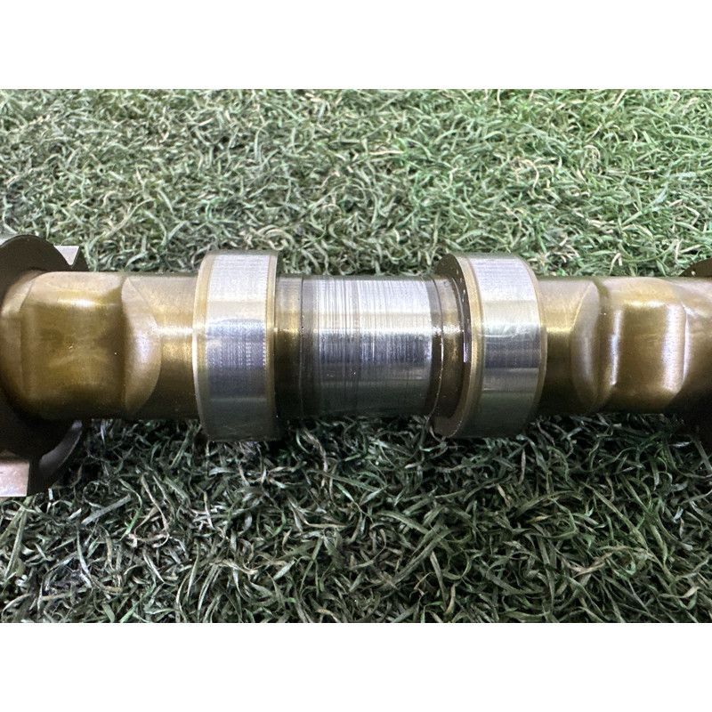 Розподільний вал впускний (двигун та елементи) AUDI A4 B8 2010 2.0 CAEB 06H109021K