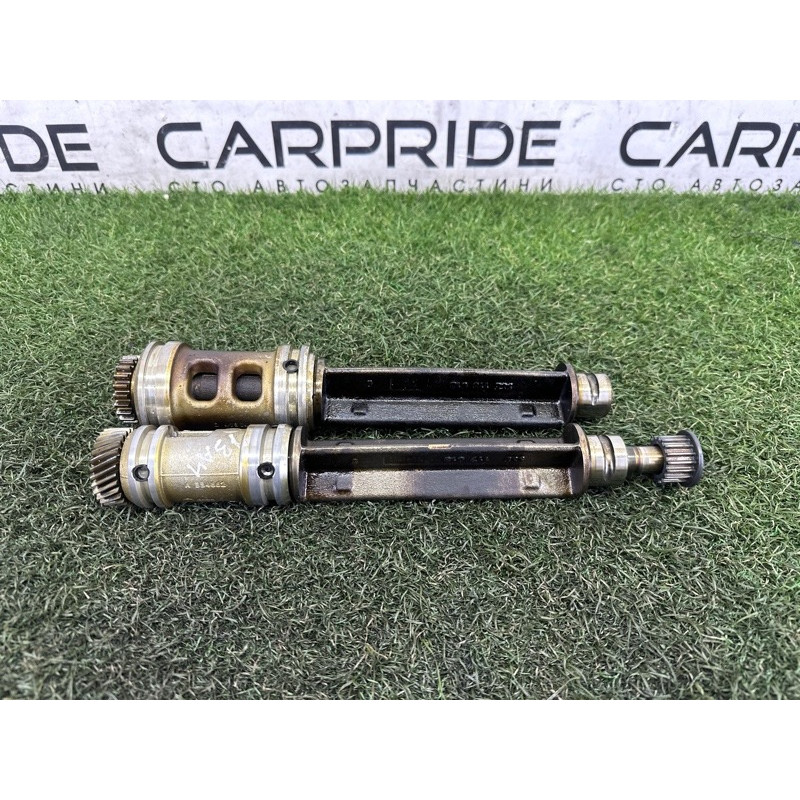 Блок балансирних валів (двигун та елементи) AUDI A4 B8 2010 2.0 CAEB 06H198205F