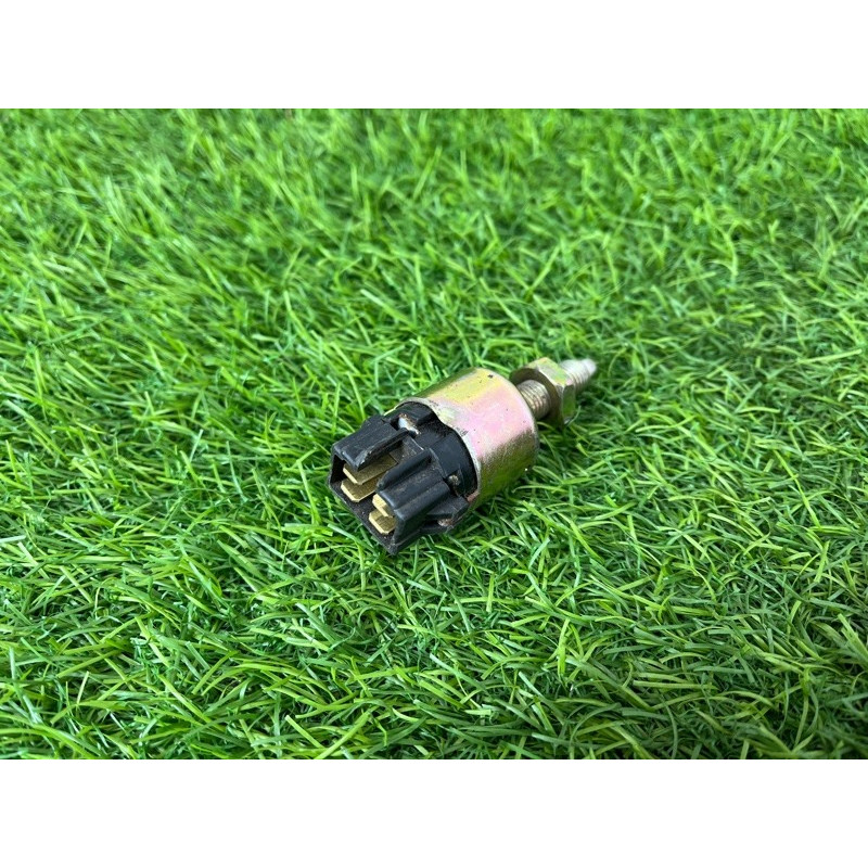 Кінцевик педалі гальма (електрика / датчики) KIA Sorento BL 2005 2.5 CRDI 938103E000