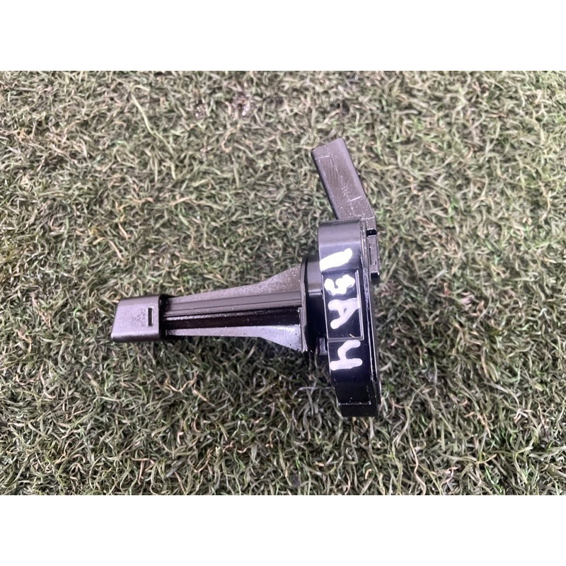 Датчик рівня мастила (електрика двигуна) AUDI A4 B8 2010 2.0 CAEB 03C907660H