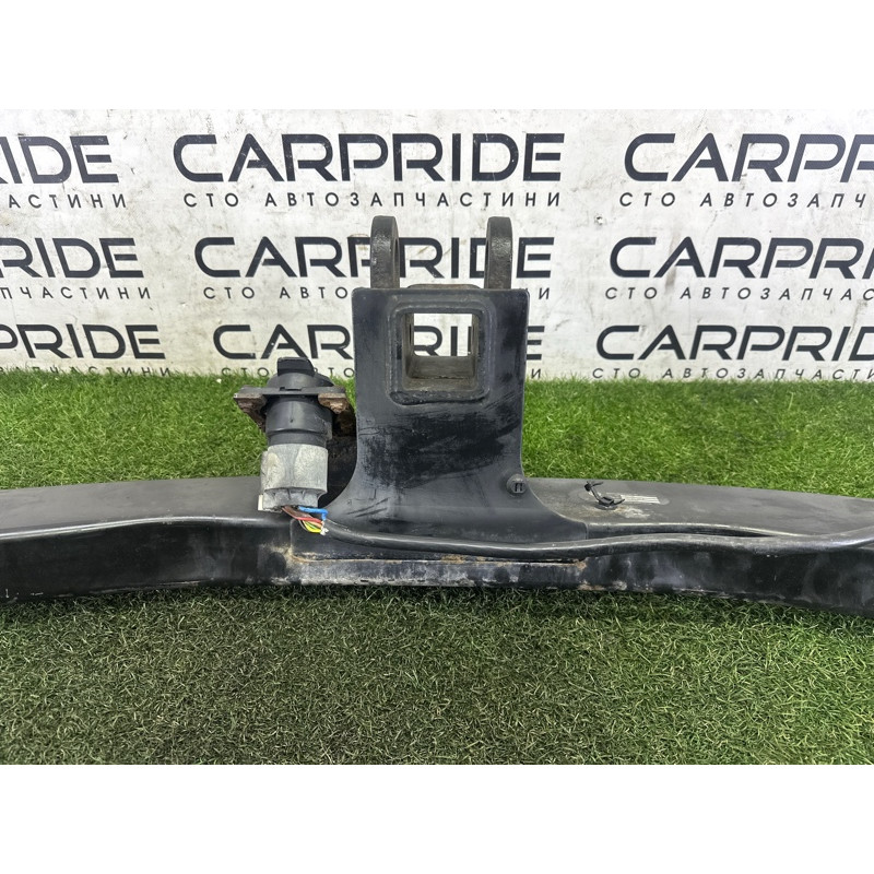 Фаркоп (кузов и элементы) Volkswagen Touareg NF 2012 3.0 Hybrid CGFA 7P0803881D