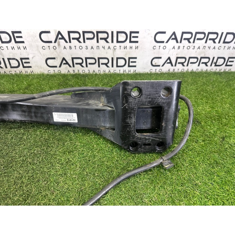 Фаркоп (кузов и элементы) Volkswagen Touareg NF 2012 3.0 Hybrid CGFA 7P0803881D