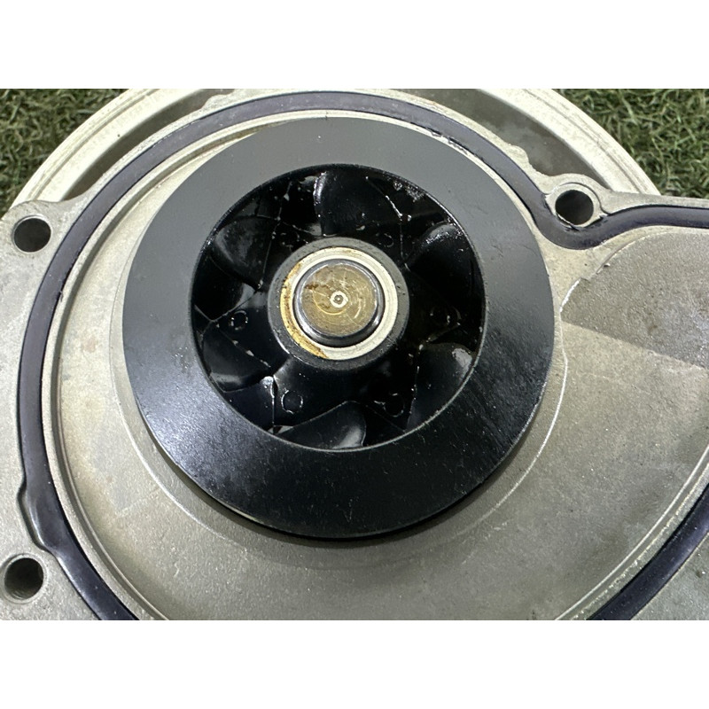 Помпа (система охлаждения) AUDI Q7 4M 2017 3.0 TFSi 06E121018L