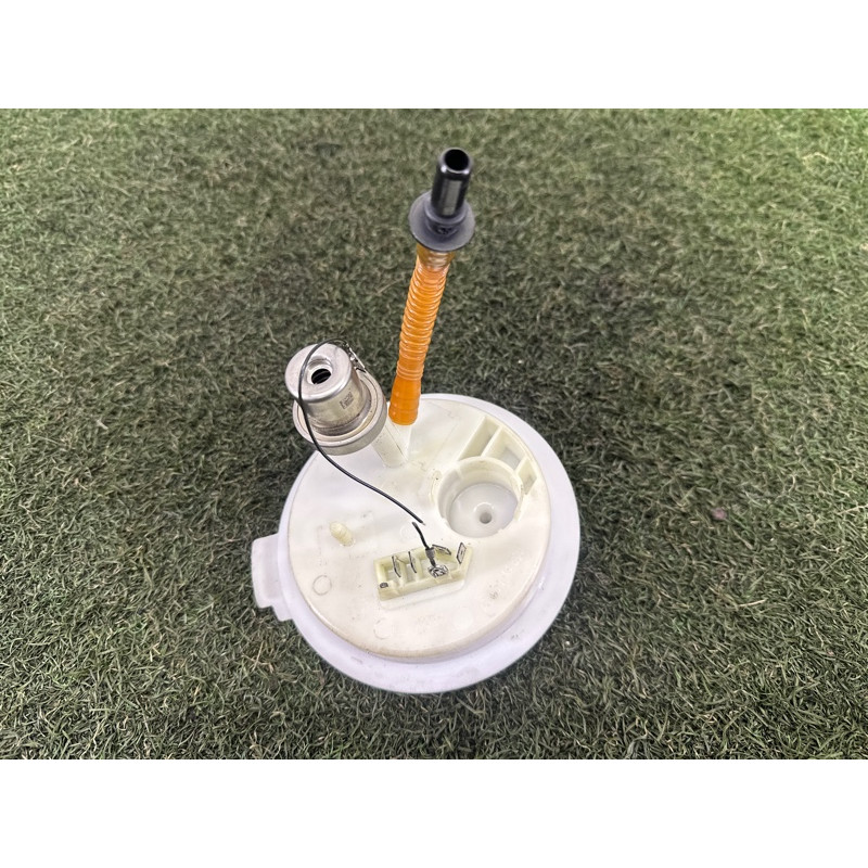 Фланець паливного насоса (паливна система) AUDI Q7 4L 2011 3.0 TFSi 7L8919679C