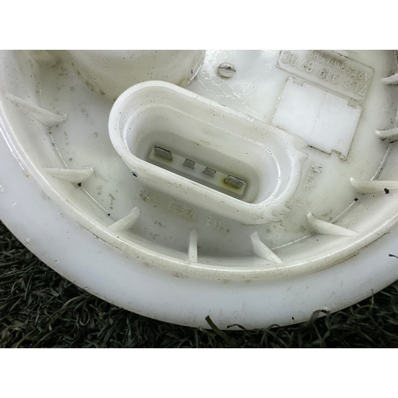 Фланець паливного насоса (паливна система) AUDI Q7 4L 2011 3.0 TFSi 7L8919679C