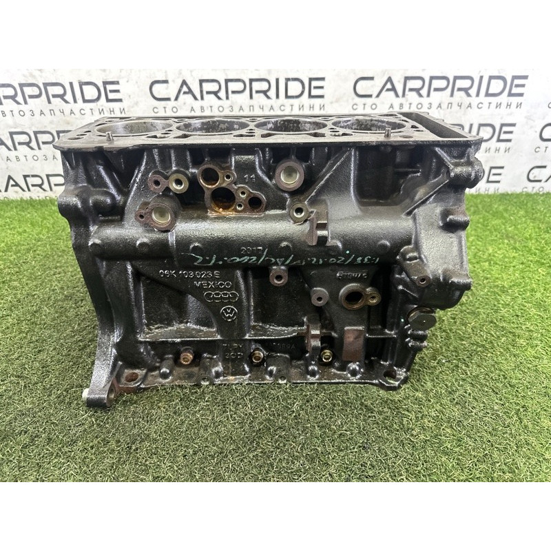Блок цилиндров (двигатель и элементы) AUDI Q5 FY 2018 2.0 DAYB 06L100033C