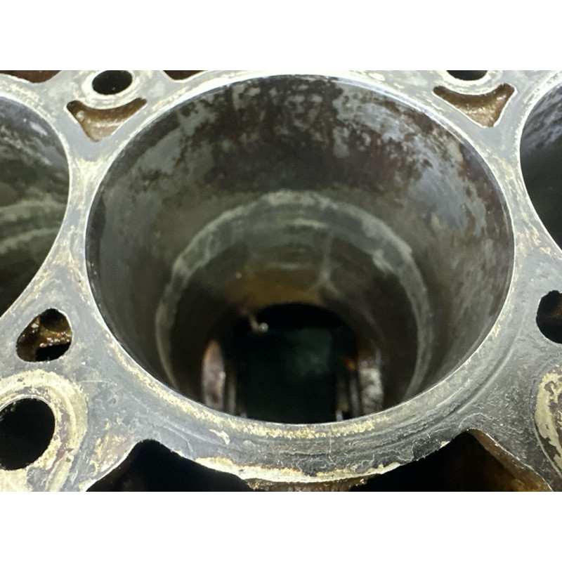 Блок цилиндров (двигатель и элементы) AUDI Q5 FY 2018 2.0 DAYB 06L100033C