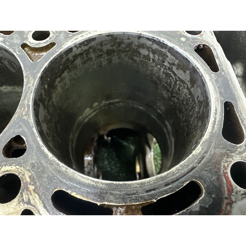 Блок цилиндров (двигатель и элементы) AUDI Q5 FY 2018 2.0 DAYB 06L100033C