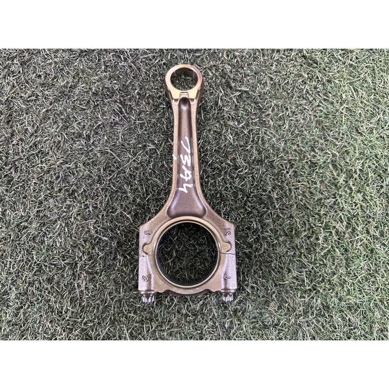 Шатун (двигатель и элементы) AUDI A4 B8 2010 2.0 CAEB 06J198401B