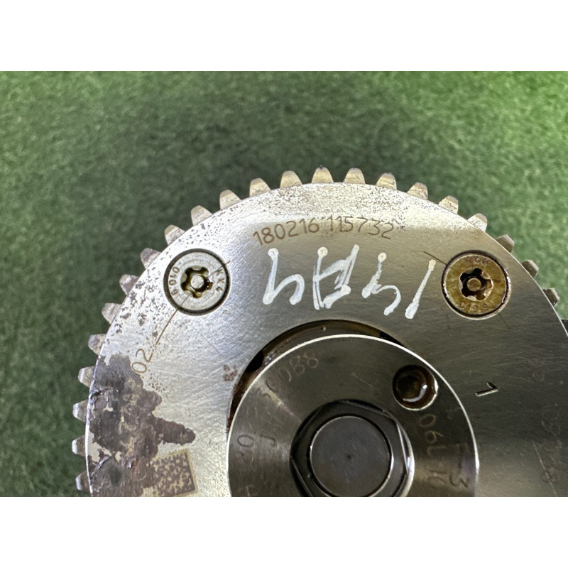 Распредвал впускной (двигатель и элементы) AUDI A4 B9 2018 2.0 DBPA 06K109021H