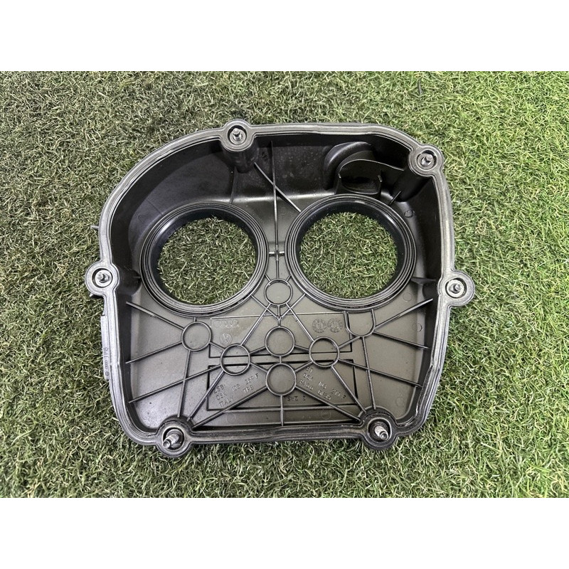 Передняя крышка мотора (двигатель и элементы) AUDI A4 B9 2018 2.0 DBPA 06K103269F