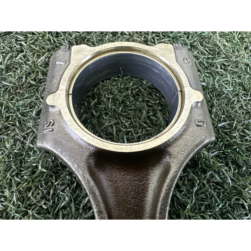 Поршень з шатуном (двигун та елементи) AUDI A4 B8 2010 2.0 CAEB 06J198401B