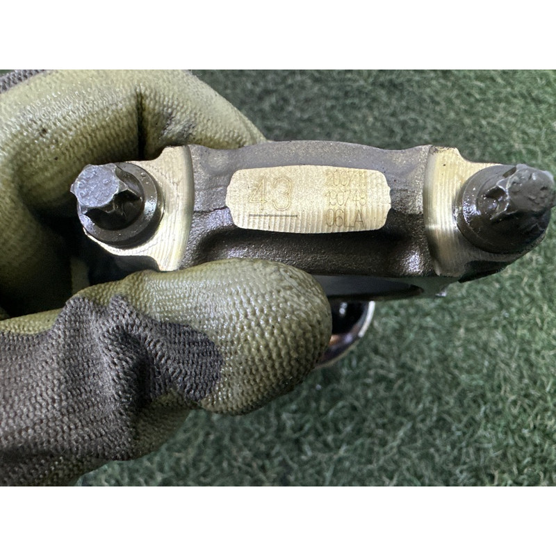 Поршень з шатуном (двигун та елементи) AUDI A4 B8 2010 2.0 CAEB 06J198401B