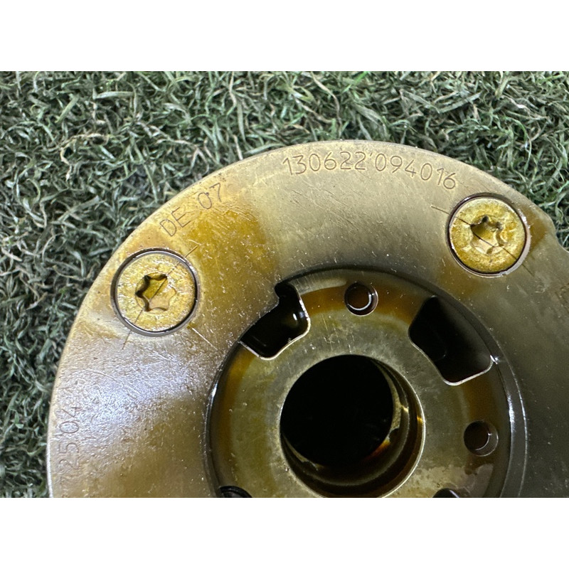 Регулятор фаз газораспределения (двигатель и элементы) BMW X1 E84 2014 2.0 11367583819