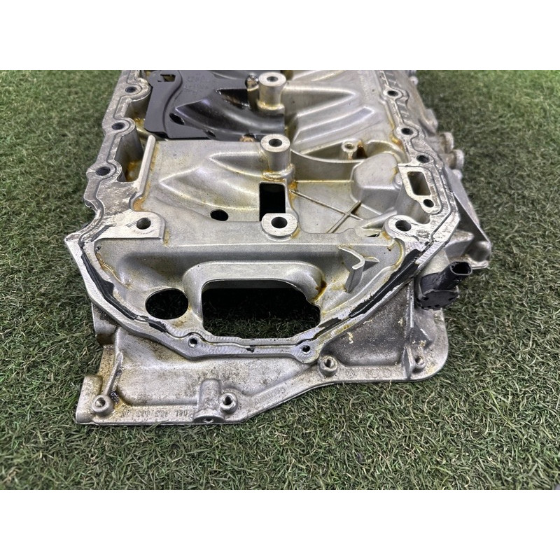 Полуподдон масляный (двигатель и элементы) AUDI A4 B9 2018 2.0 DBPA 06L103603AT