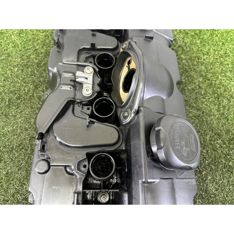 Кришка клапанів (двигун та елементи) BMW X3 F25 2012 3.0 11127552281