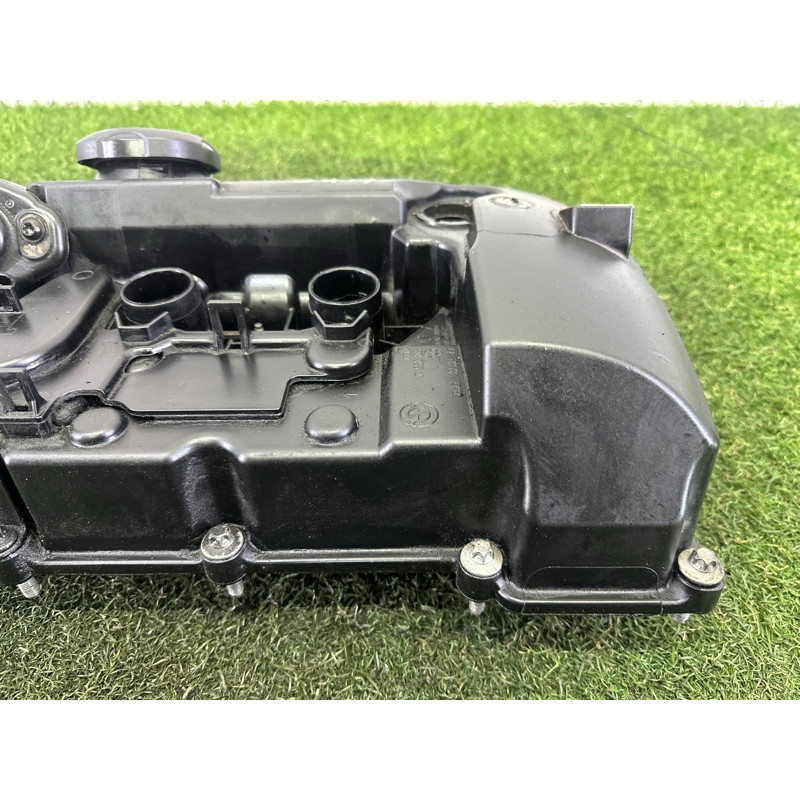 Кришка клапанів (двигун та елементи) BMW X3 F25 2012 3.0 11127552281