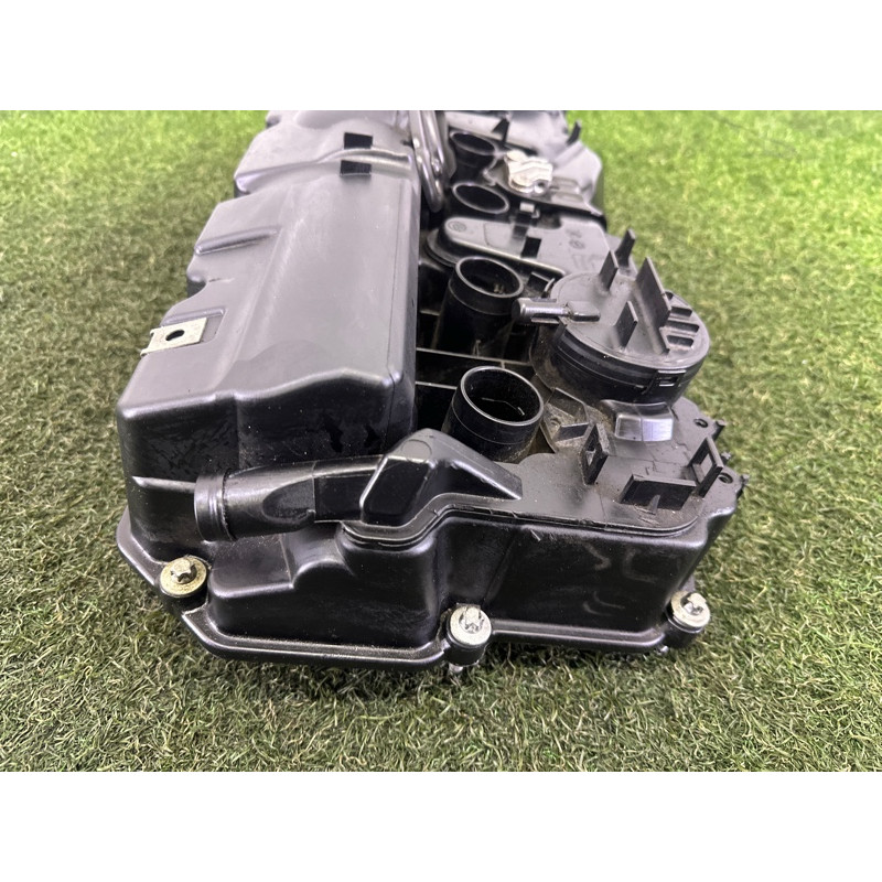 Кришка клапанів (двигун та елементи) BMW X3 F25 2012 3.0 11127552281