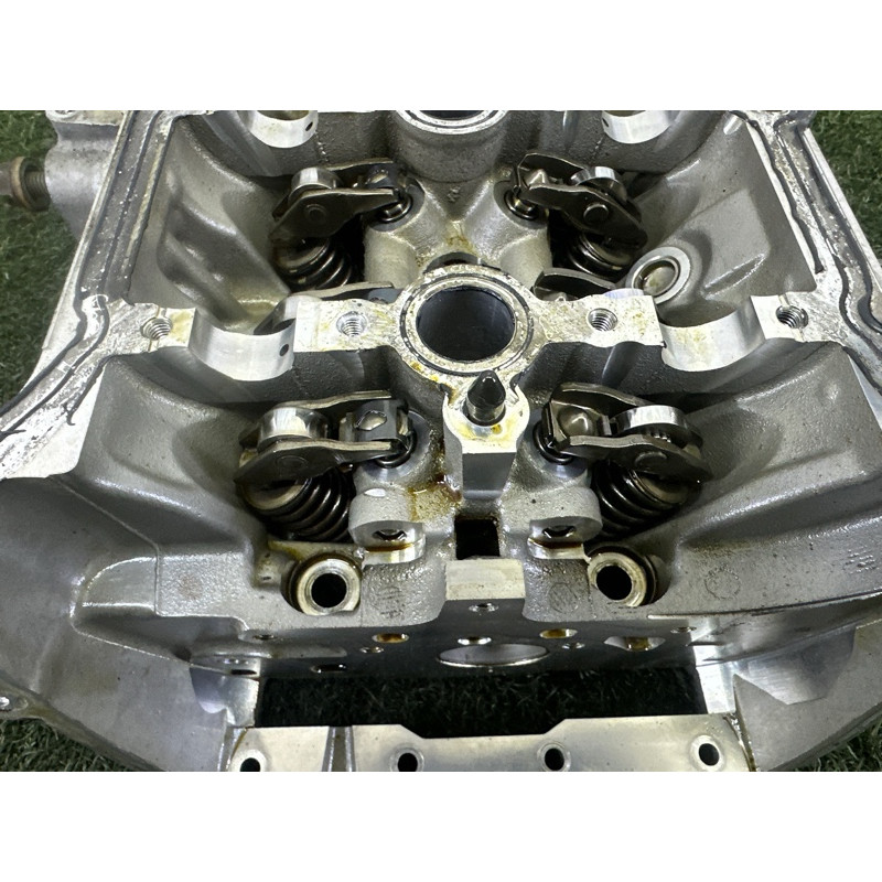 Головка блока цилиндров (двигатель и элементы) AUDI A4 B9 2018 2.0 DBPA 06K103063AE