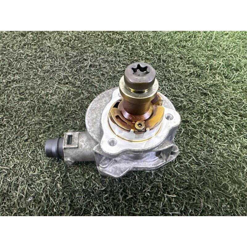 Вакуумный насос (тормозная система) BMW X3 F25 2012 3.0 11667558344