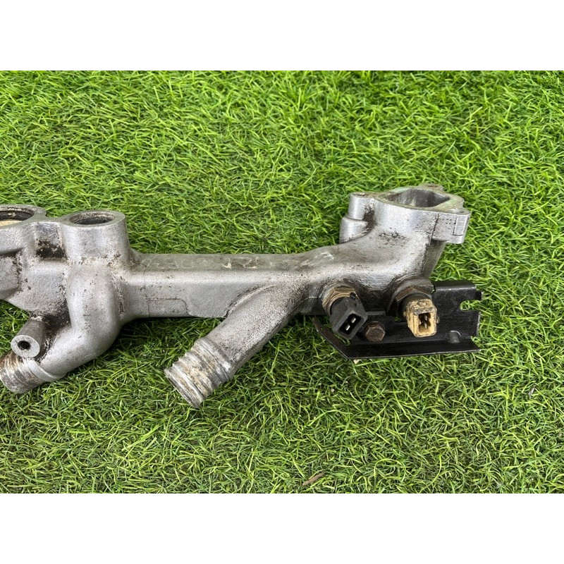 Патрубок (система охлаждения) BMW 7-series E38 11531702201