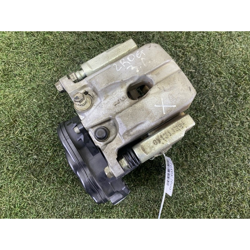 Гальмівний супорт (гальмівна система) Nissan Rogue T33 2021 2.5 PR25DD D40106RA0C