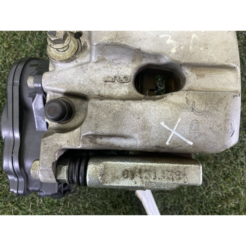 Гальмівний супорт (гальмівна система) Nissan Rogue T33 2021 2.5 PR25DD D40106RA0C