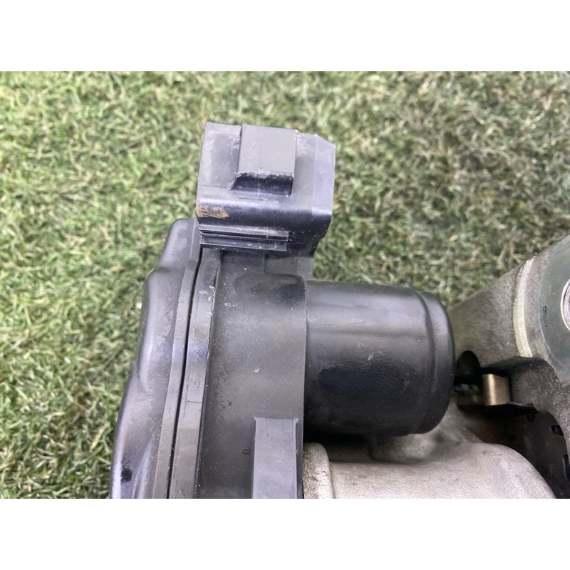 Гальмівний супорт (гальмівна система) Nissan Rogue T33 2021 2.5 PR25DD D40106RA0C