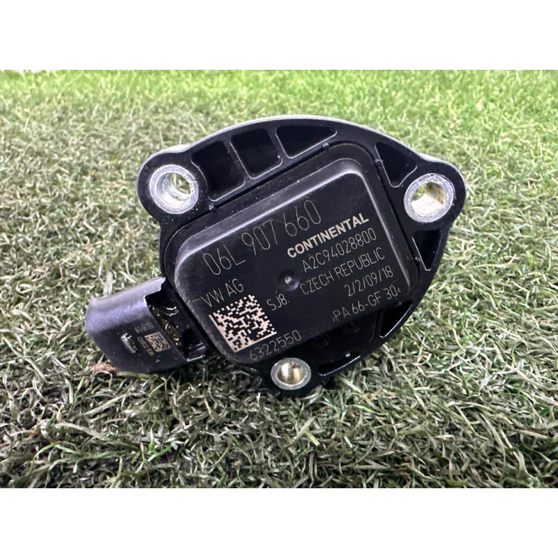 Датчик уровня масла (електрика двигуна) AUDI A4 B9 2018 2.0 DBPA 06L907660