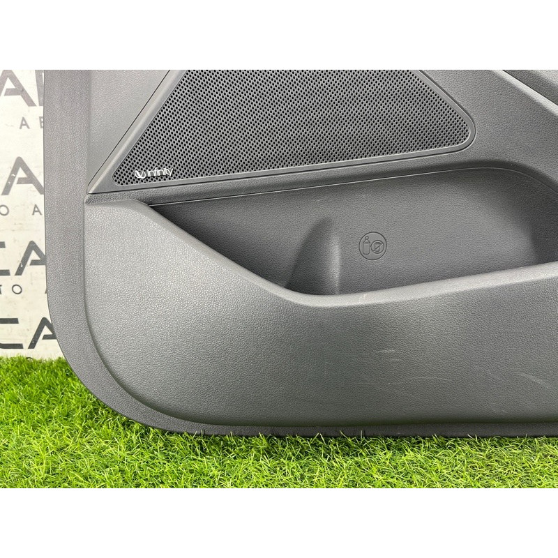 Дверная карта (салон) Hyundai Ioniq AE 2018 1.6 Hybrid 82308G2230T9Y