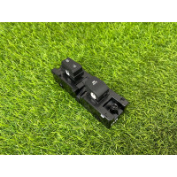 Блок кнопок стеклоподъемников