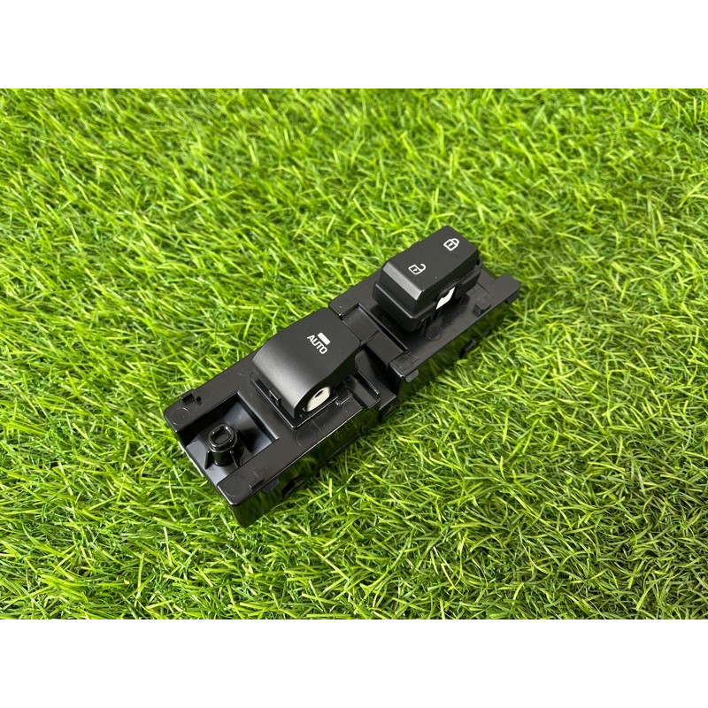 Блок кнопок стеклоподъемников (электрика / кнопки) Hyundai Ioniq AE 2018 1.6 Hybrid 93575G20104X