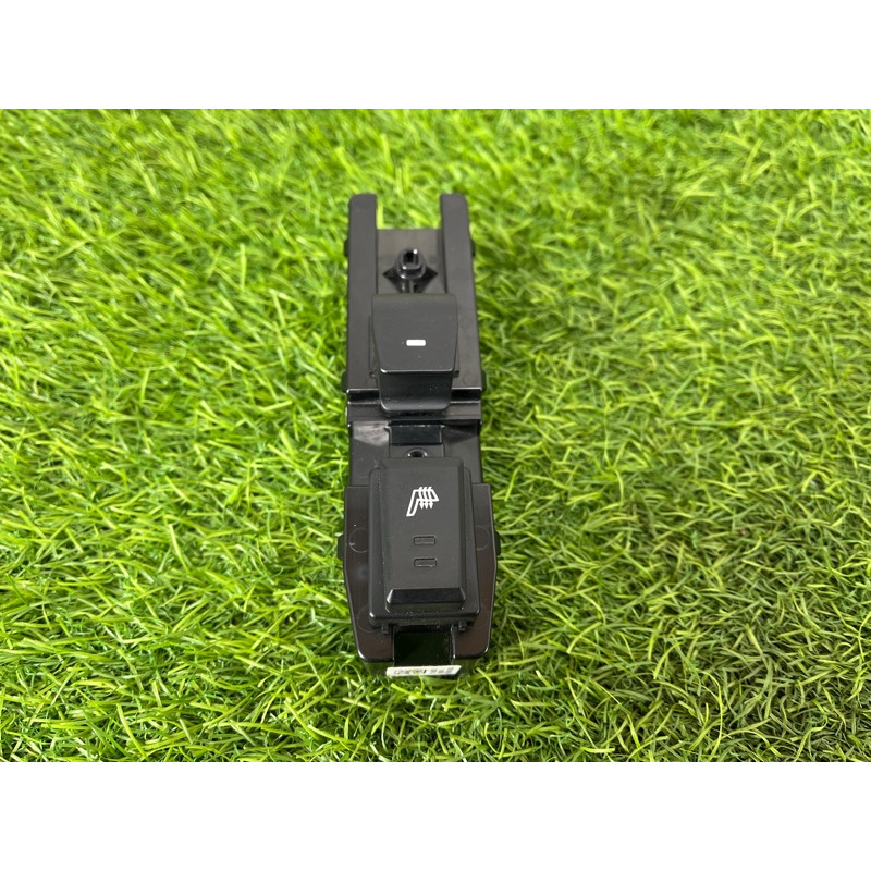 Кнопка стеклоподъемника (электрика / кнопки) Hyundai Ioniq AE 2018 1.6 Hybrid 93580G20004X