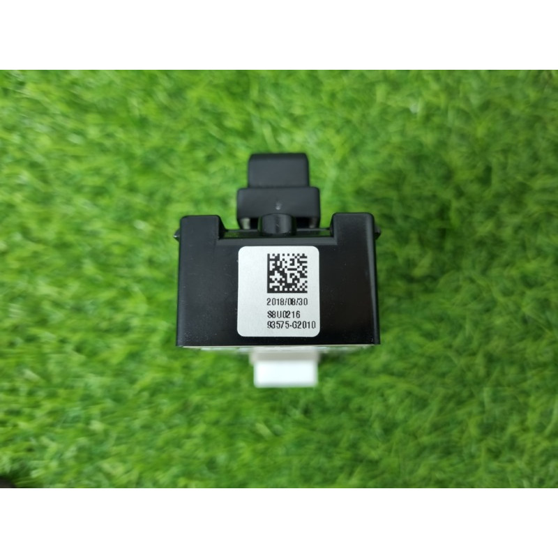 Блок кнопок стеклоподъемников (электрика / кнопки) Hyundai Ioniq AE 2018 1.6 Hybrid 93575G20104X