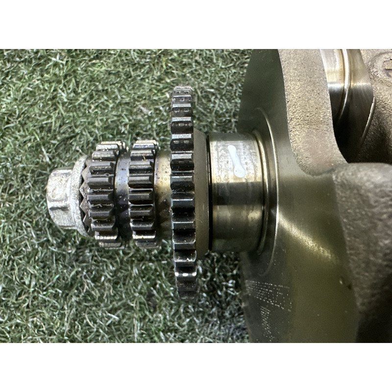 Коленвал (двигатель и элементы) AUDI A4 B9 2018 2.0 DBPA 06L105101F