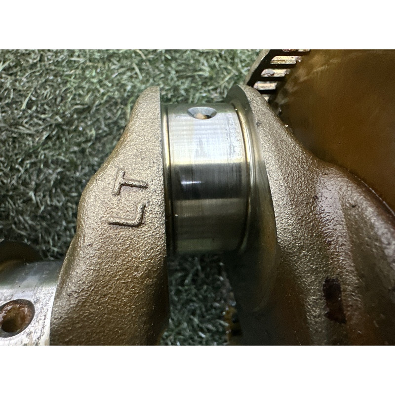 Коленвал (двигатель и элементы) AUDI A4 B9 2018 2.0 DBPA 06L105101F