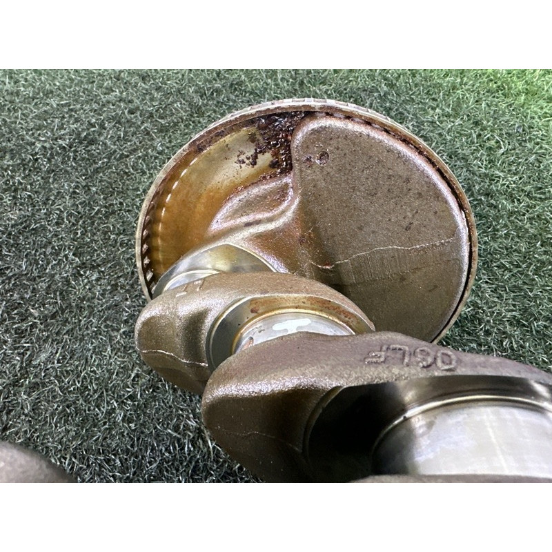 Коленвал (двигатель и элементы) AUDI A4 B9 2018 2.0 DBPA 06L105101F