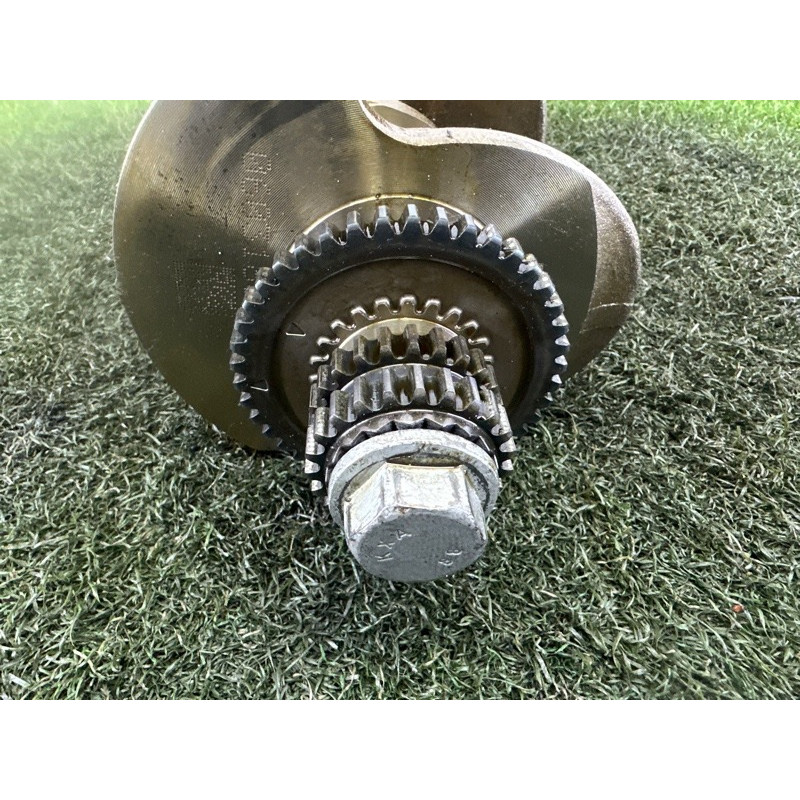 Коленвал (двигатель и элементы) AUDI A4 B9 2018 2.0 DBPA 06L105101F