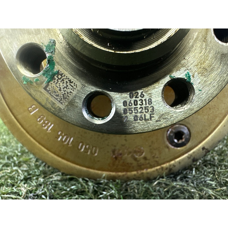 Коленвал (двигатель и элементы) AUDI A4 B9 2018 2.0 DBPA 06L105101F