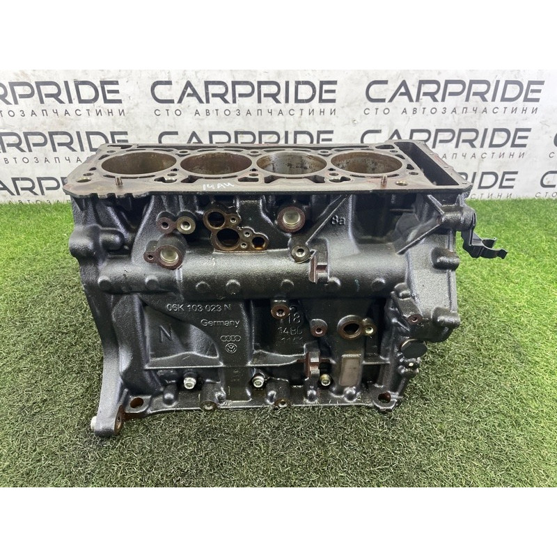 Блок цилиндров (двигатель и элементы) AUDI A4 B9 2018 2.0 DBPA 06L100033D