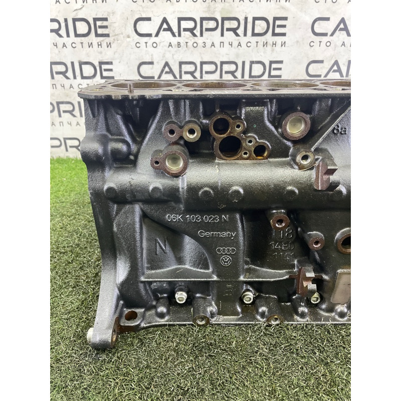 Блок цилиндров (двигатель и элементы) AUDI A4 B9 2018 2.0 DBPA 06L100033D