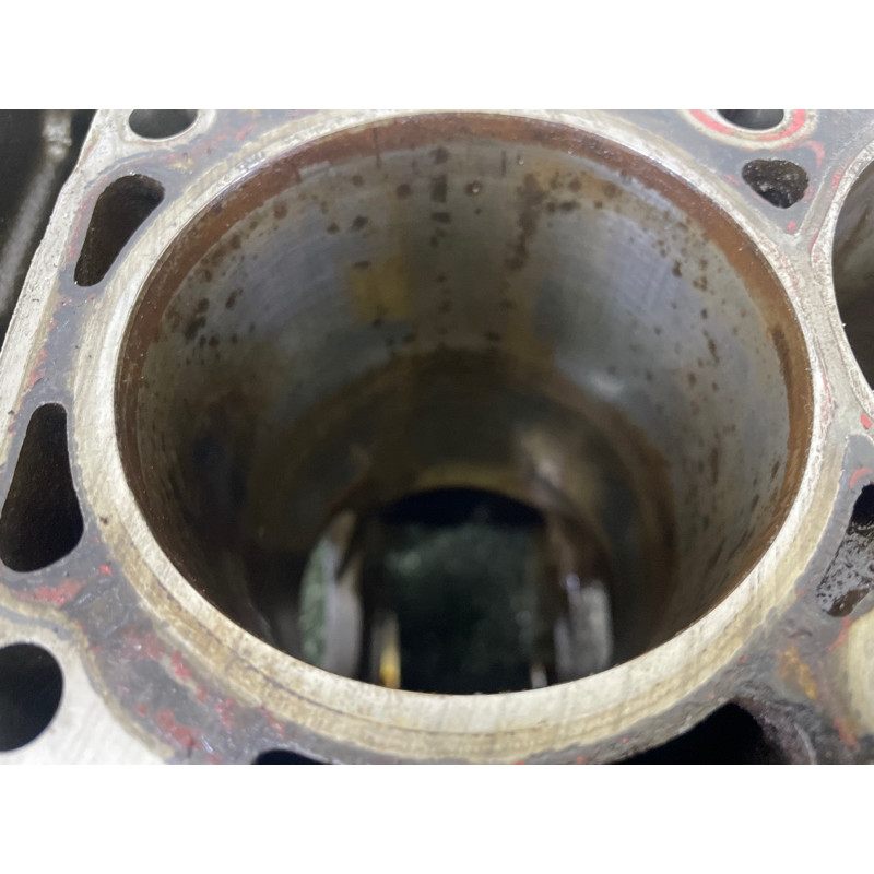 Блок цилиндров (двигатель и элементы) AUDI A4 B9 2018 2.0 DBPA 06L100033D