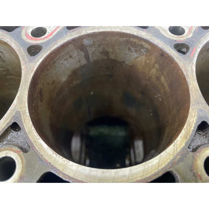 Блок цилиндров (двигатель и элементы) AUDI A4 B9 2018 2.0 DBPA 06L100033D