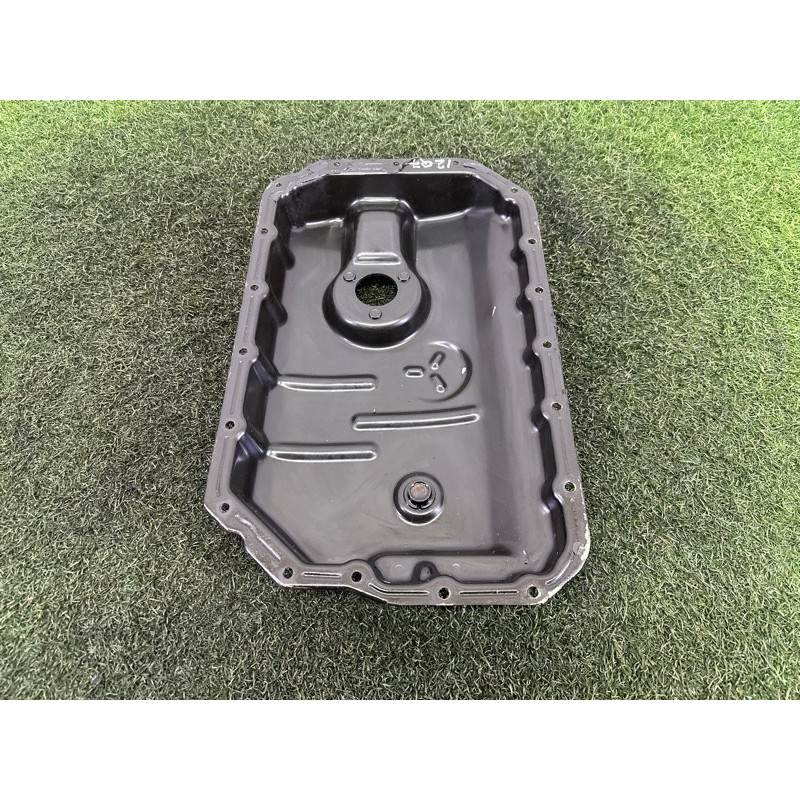 Піддон двигуна (двигун та елементи) AUDI Q7 4L 2011 3.0 TFSi 06E103604K