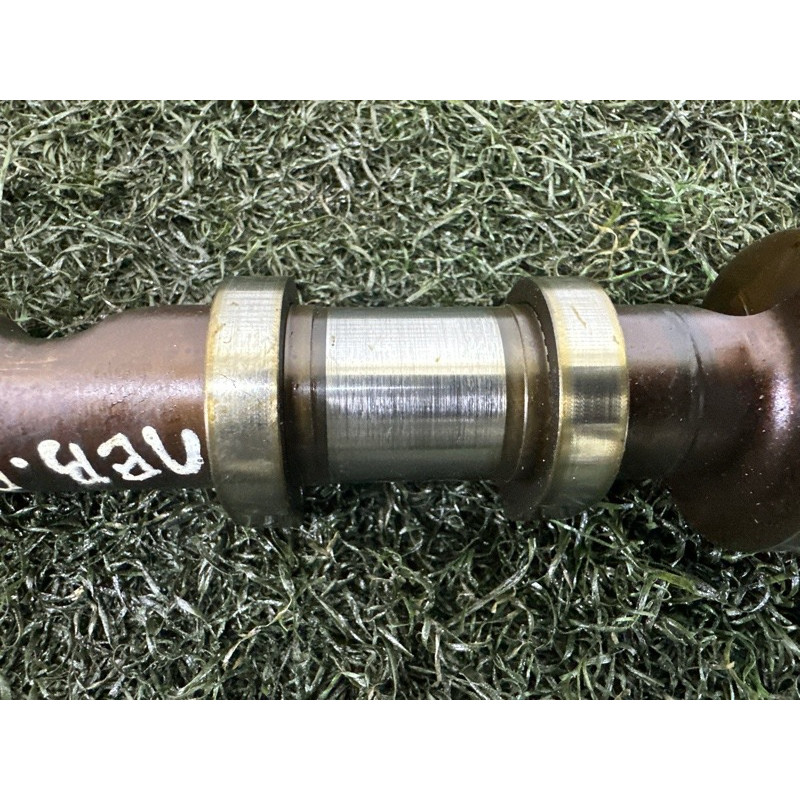 Розподільний вал впускний (двигун та елементи) AUDI Q7 4L 2011 3.0 TFSi 06E109101BH