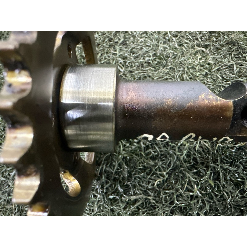 Распредвал выпускной (двигатель и элементы) AUDI Q7 4L 2011 3.0 TFSi 06E109102BF