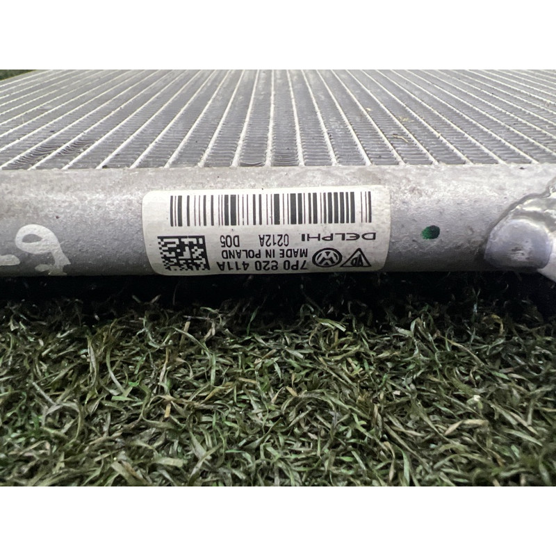 Радиатор кондиционера (отопление и кондиционирование) Volkswagen Touareg NF 2012 3.6 7P0820411A